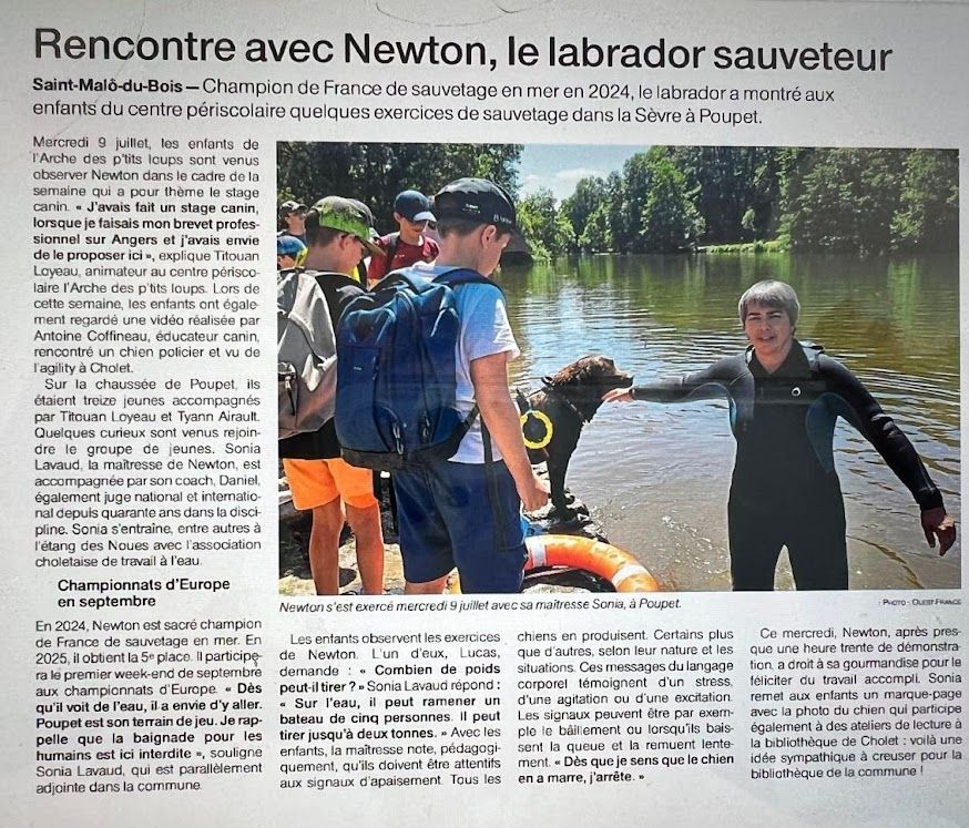 Newton et les enfants de la périscolaire